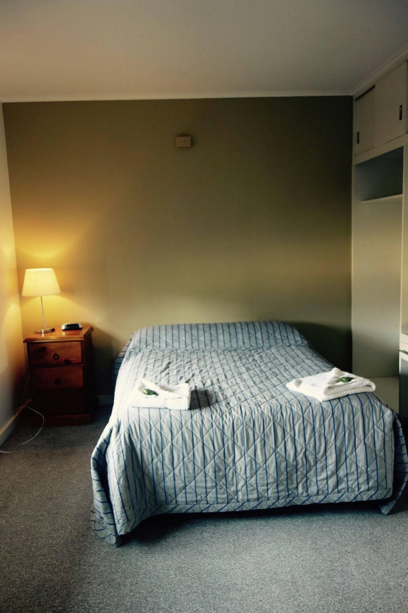 Dorset Gardens Hotel Croydon Ngoại thất bức ảnh
