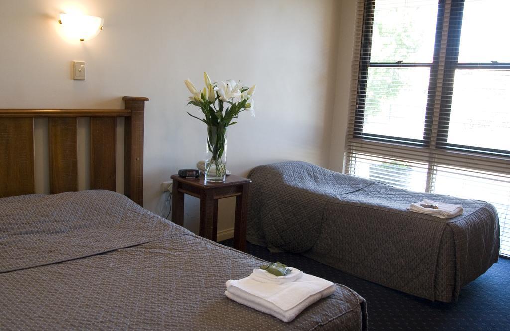 Dorset Gardens Hotel Croydon Ngoại thất bức ảnh