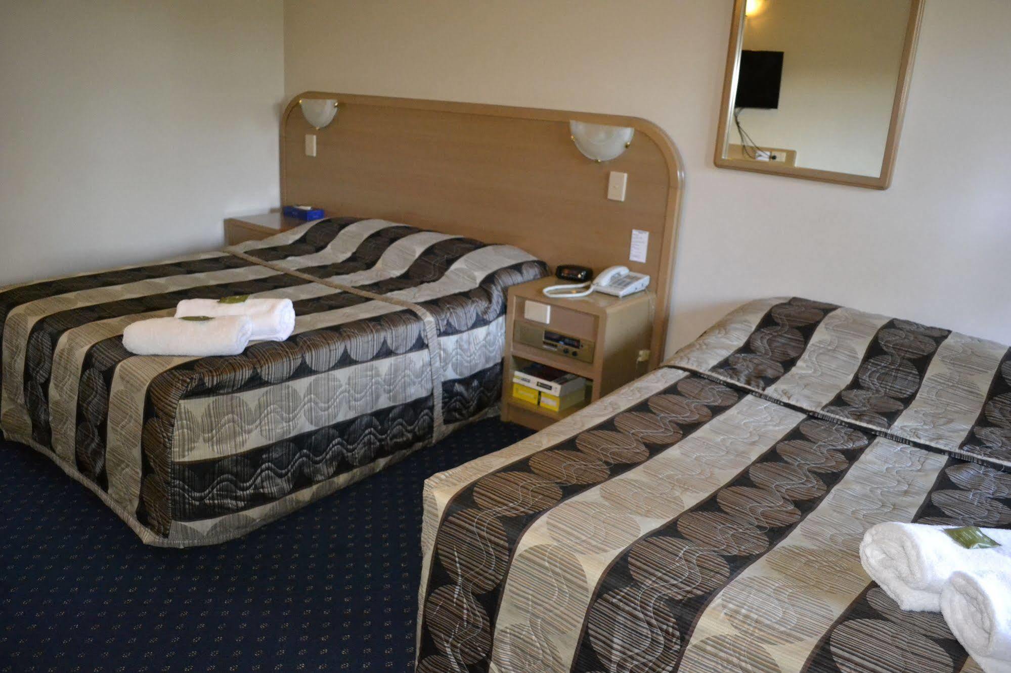 Dorset Gardens Hotel Croydon Ngoại thất bức ảnh